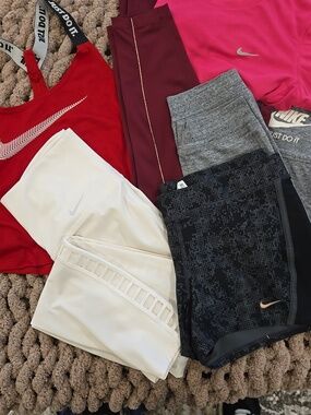 Nike 6-Piece Bundle